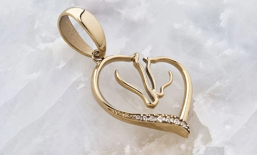 Dije Corazón Caballo, detalle