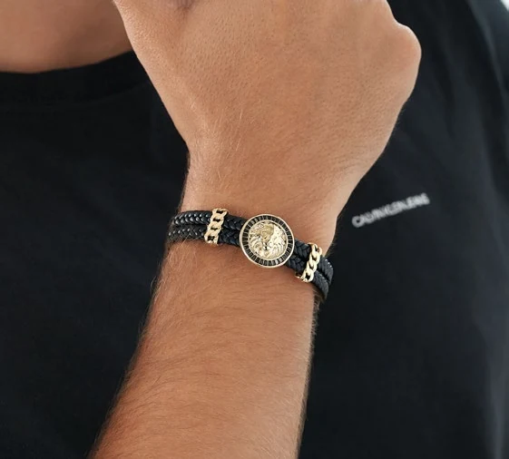 Brazalete Magno, segunda fotografía del catálogo